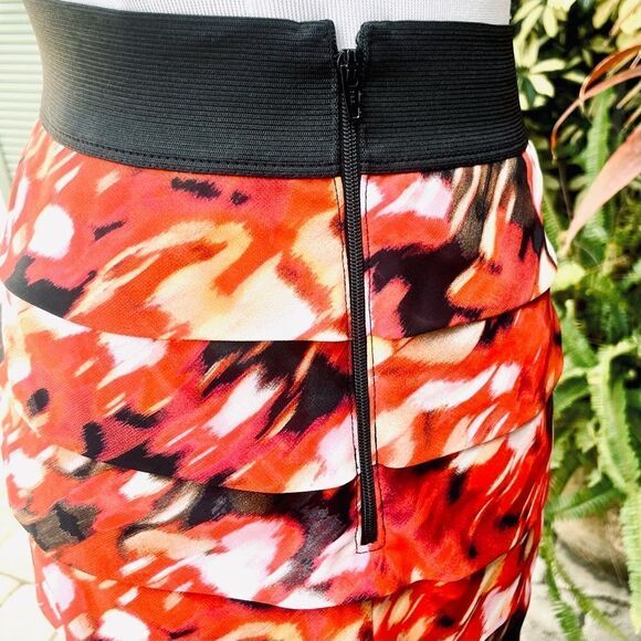 Guess Tiered Layers Mini Skirt - Picture 4 of 8